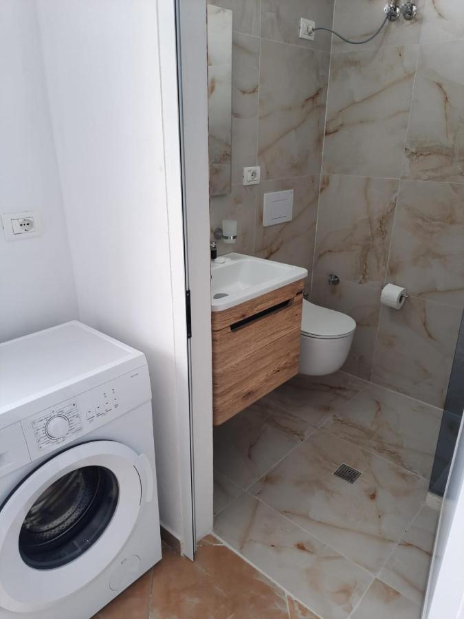 Vila Pushimi Regis Velipojë Esterno foto