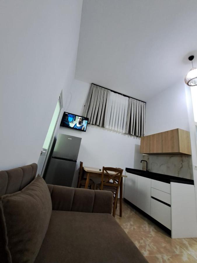 Vila Pushimi Regis Velipojë Esterno foto
