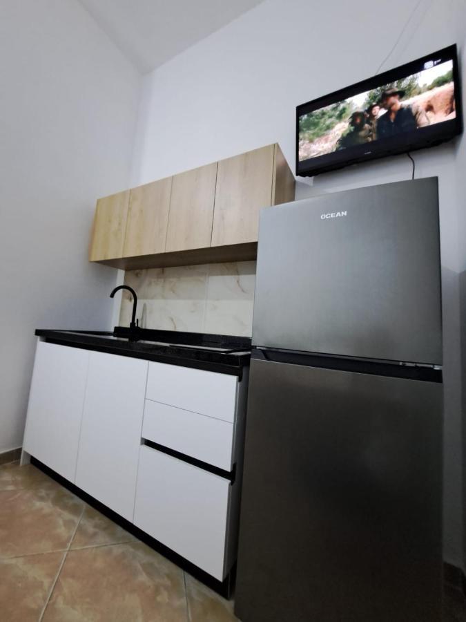 Vila Pushimi Regis Velipojë Esterno foto